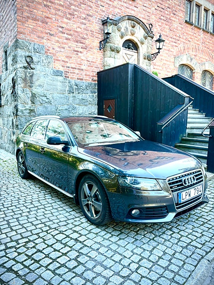 Audi A4 5 of 5