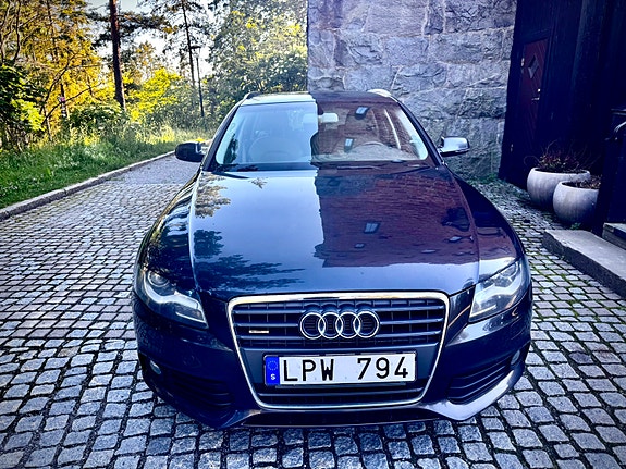 Audi A4 4 of 5