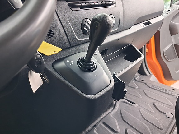 Renault Master 2 of 5