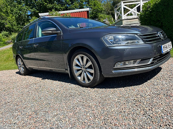Volkswagen Passat 3 of 5