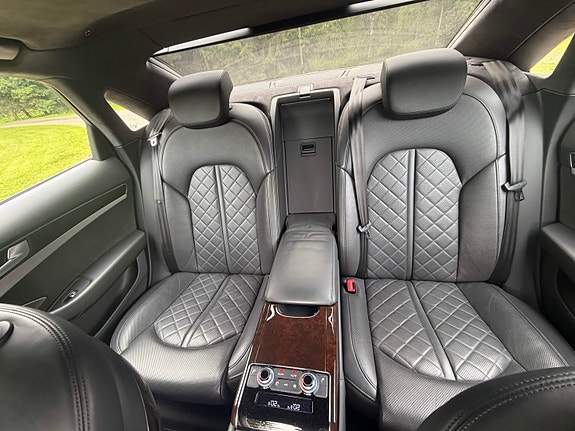 Audi A8 5 of 5