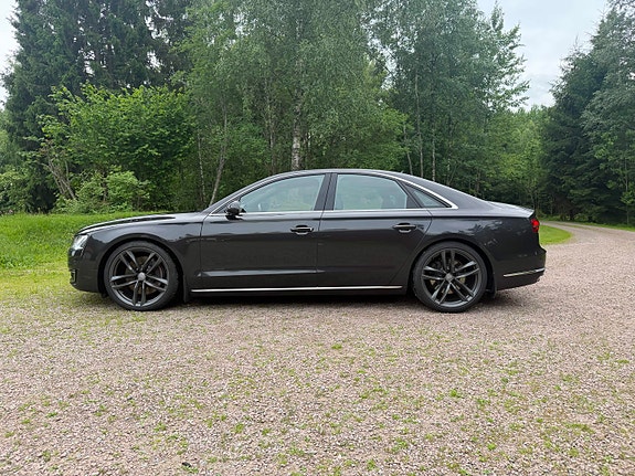 Audi A8 3 of 5