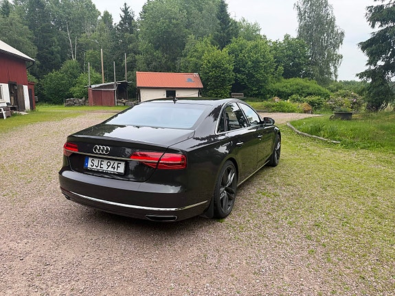 Audi A8 2 of 5