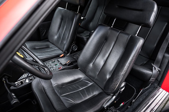 Ferrari Mondial 23 of 30