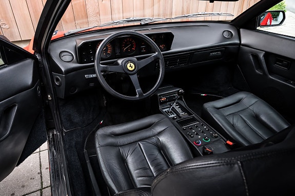Ferrari Mondial 24 of 30