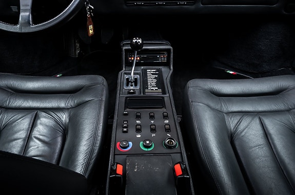 Ferrari Mondial 29 of 30