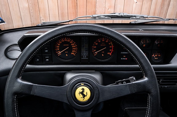 Ferrari Mondial 26 of 30