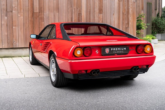 Ferrari Mondial 8 of 30
