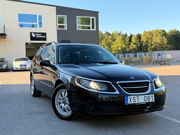 Saab 9-5 4 of 5