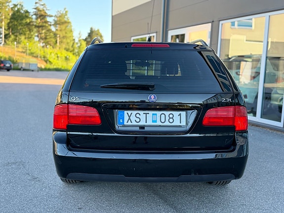 Saab 9-5 26 of 30