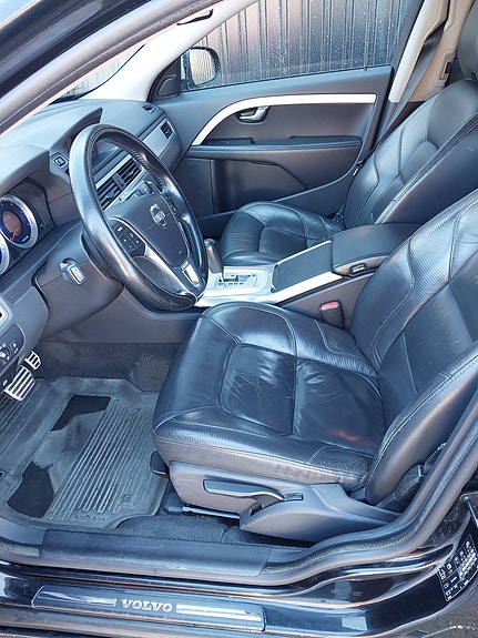 Volvo V70 5 of 5
