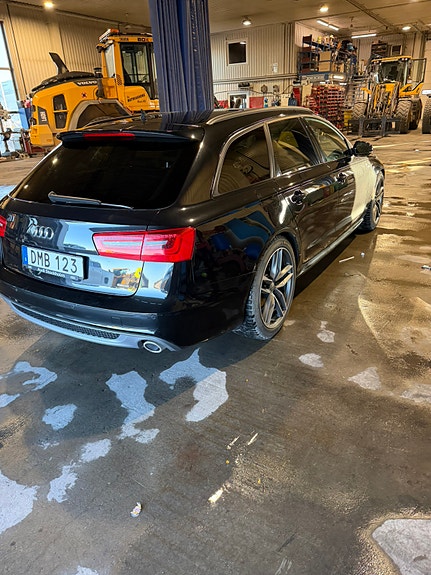 Audi A6 3 of 7