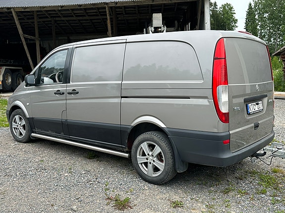 Mercedes-Benz Vito 111 2010 photo 2