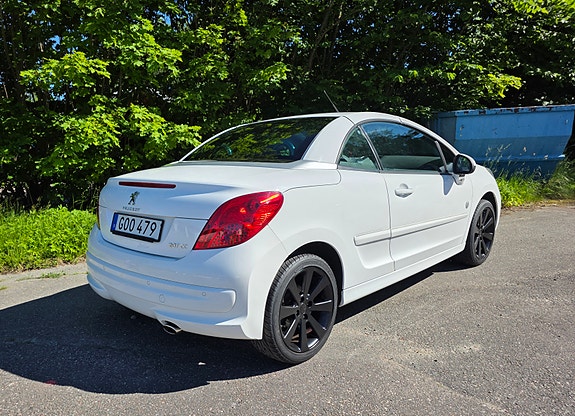 Peugeot 207 CC 3 of 5