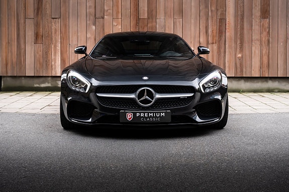 Mercedes-Benz AMG GT S 4 of 5