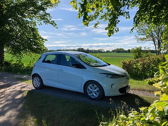 Renault Zoe 8 of 12