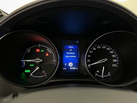 Toyota C-HR 17 of 30