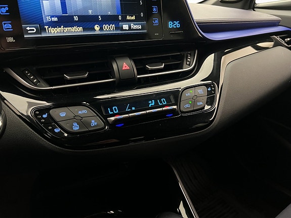 Toyota C-HR 25 of 30