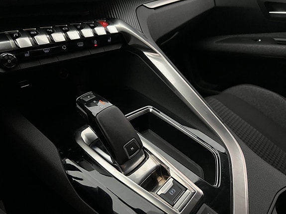 Peugeot 3008 28 of 30