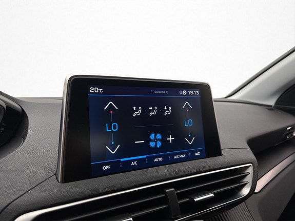 Peugeot 3008 24 of 30