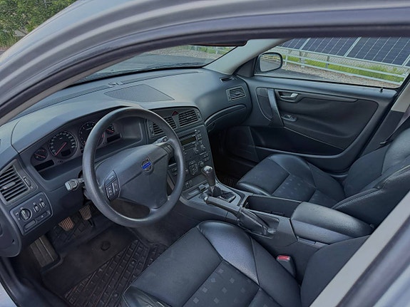 Volvo S60 5 of 5