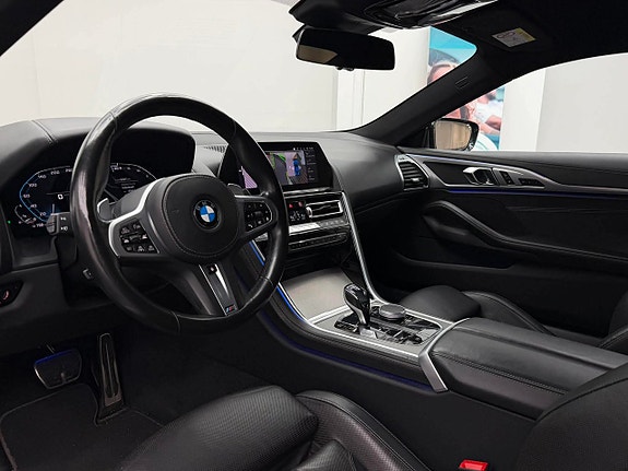 BMW M850i 12 of 21