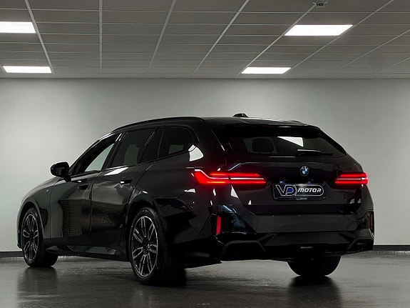 BMW 540d 2 of 27