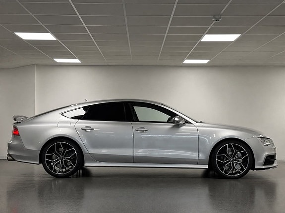 Audi S7 6 of 24