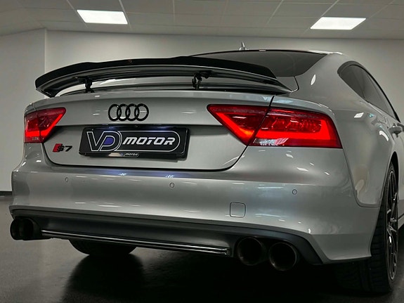 Audi S7 9 of 24