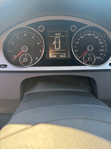 Volkswagen Passat 3 of 5