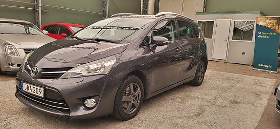 Toyota Verso 4 of 5