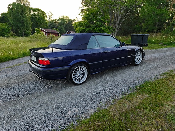 BMW 328i 5 of 5