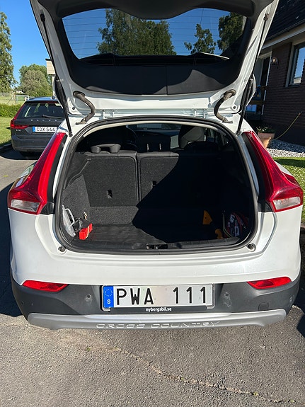 Volvo V40 Cross Country 5 of 5