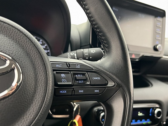 Toyota Yaris 27 of 30