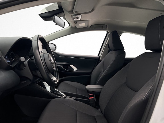 Toyota Yaris 20 of 30