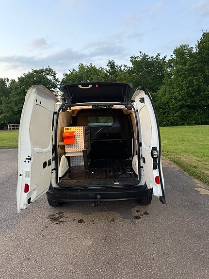 Renault Kangoo Express 3 of 5