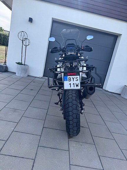 KTM 1290 SUPER ADVENTURE S 2 of 5