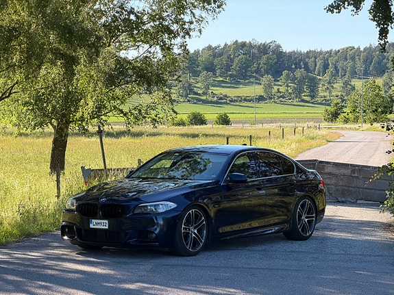 BMW 525d 2 of 21
