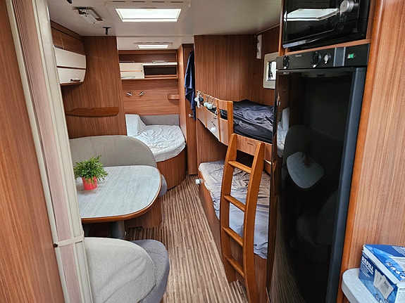 Adria Alpina 743 ut 6 of 16