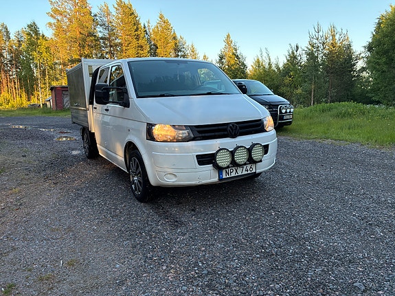 Volkswagen Transporter 2 of 5