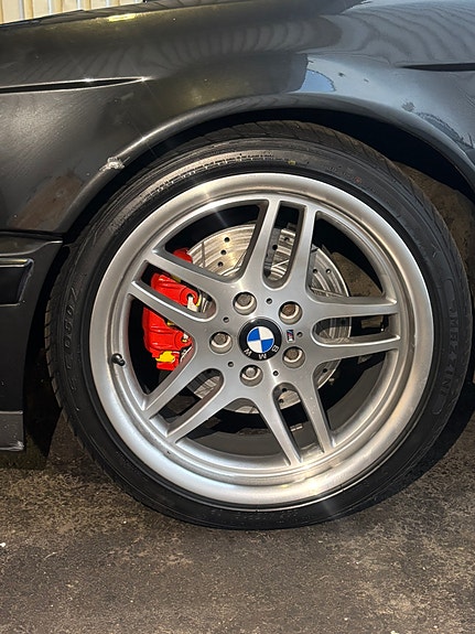 BMW M5 3 of 5