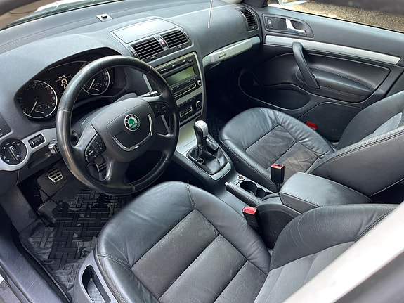 Skoda Octavia Scout 6 of 7