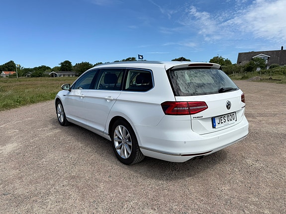Volkswagen Passat 3 of 4