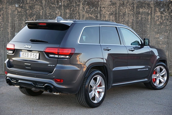 Jeep Grand Cherokee 10 of 29