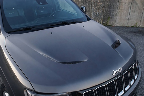 Jeep Grand Cherokee 13 of 29