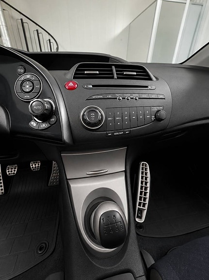 Honda Civic 9 of 16