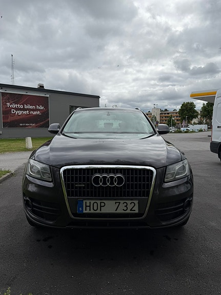 Audi Q5 2 of 5