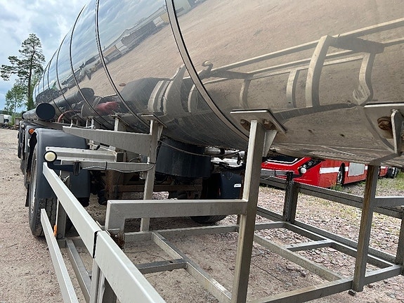 MOBILPRODUKTER TST-542 Tanktrailer 5 of 18