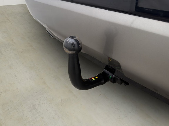 Toyota RAV4 16 of 30