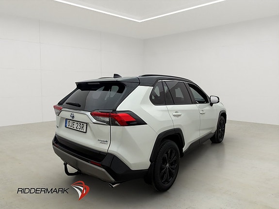 Toyota RAV4 8 of 30